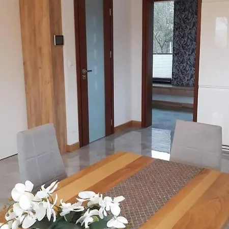 Lesny Zakatek- Lipa * Parchowo